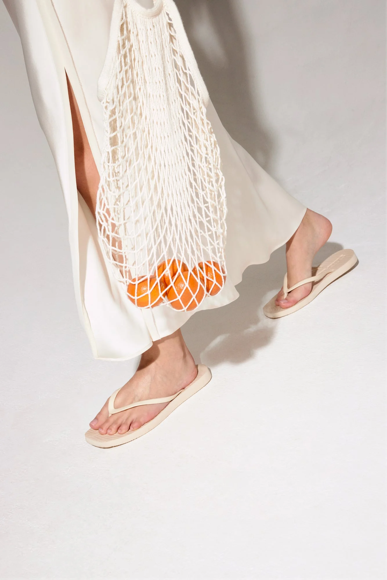 Tapered Flip Flop Eggnog - Image 4