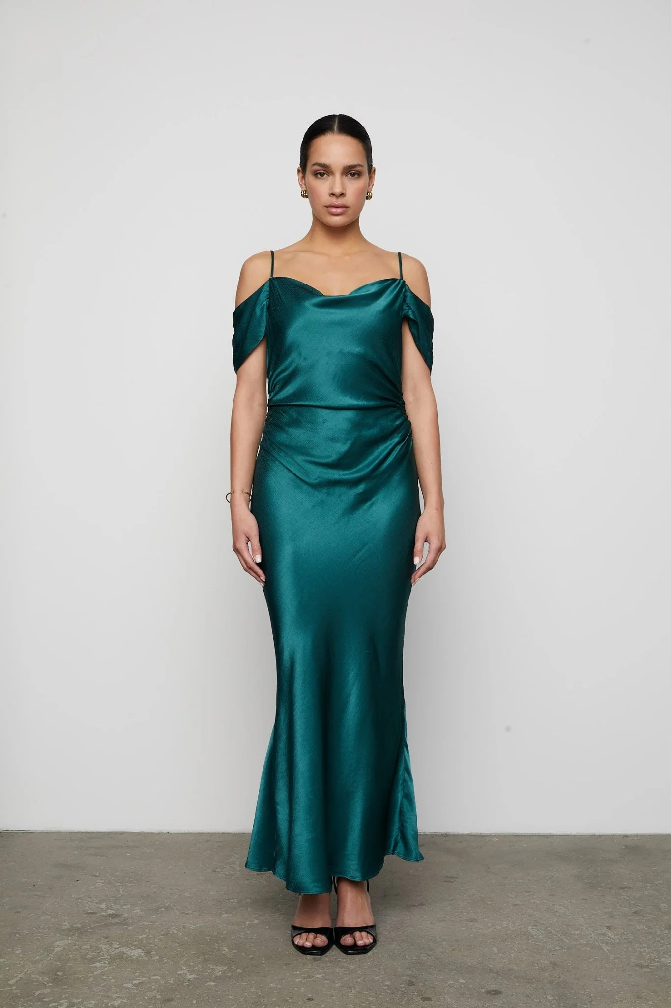 Lyra Dress Emerald Green - Image 12