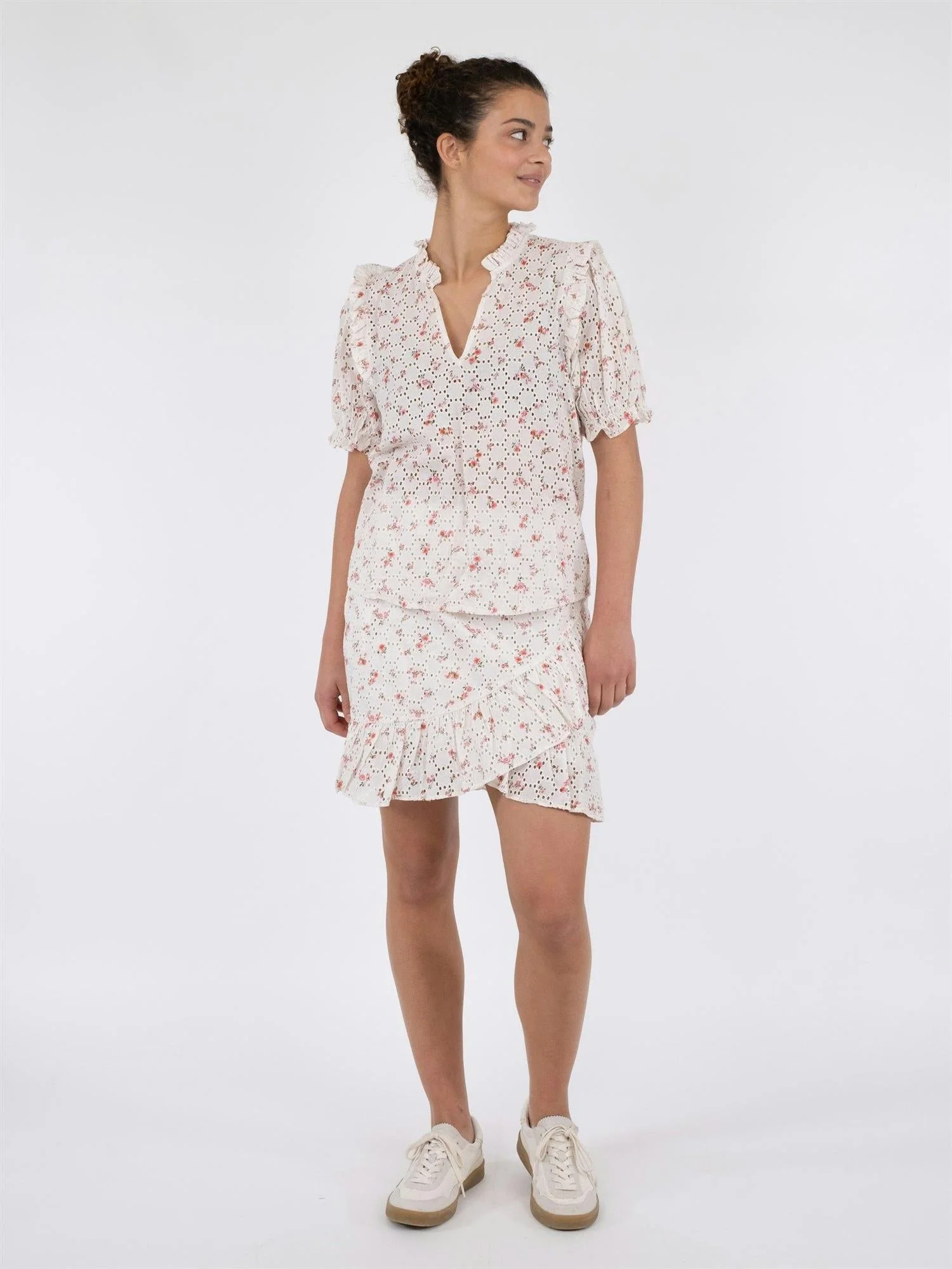 Rosalie Embroidery Rose Blouse Pink - Image 3