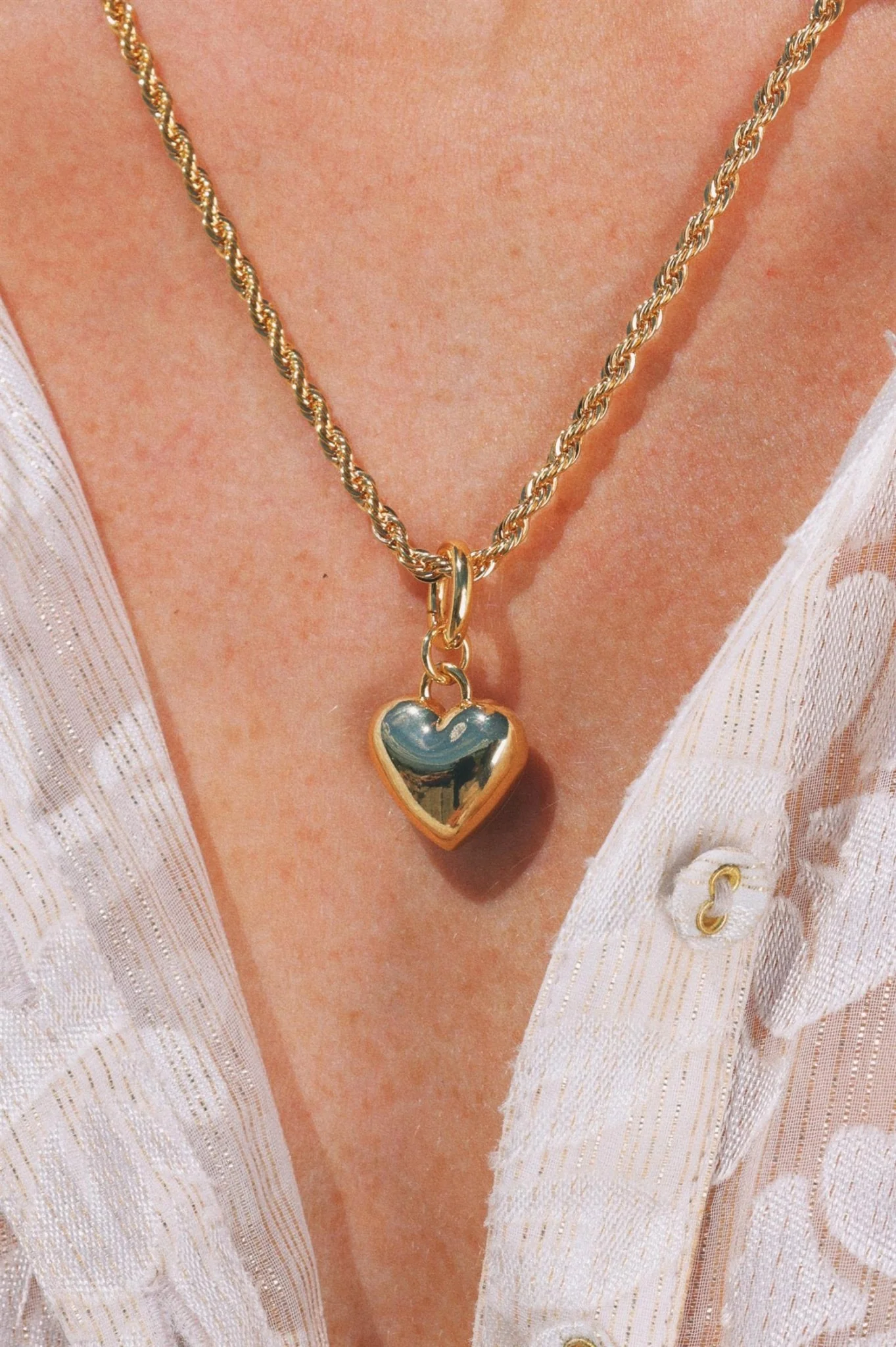 The Heart Charm Blush - Image 3
