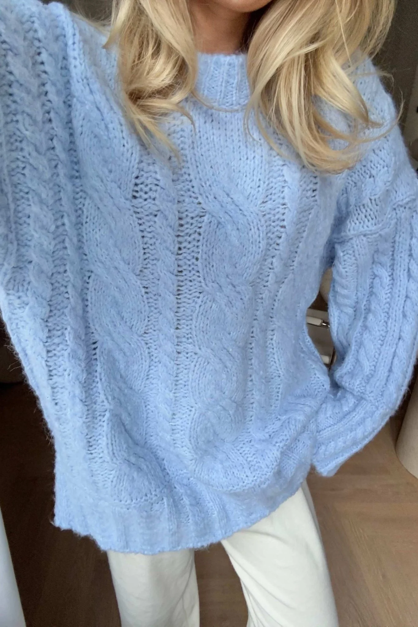 Kiki Sweater Light Blue - Image 7