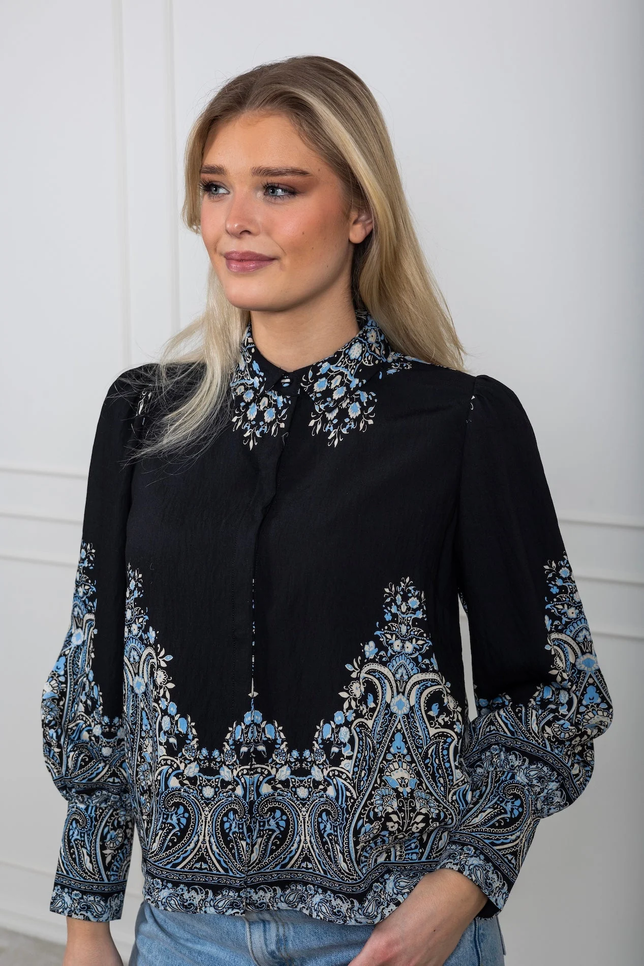 Yasbirma Ls Shirt Black Birma Print - Image 5