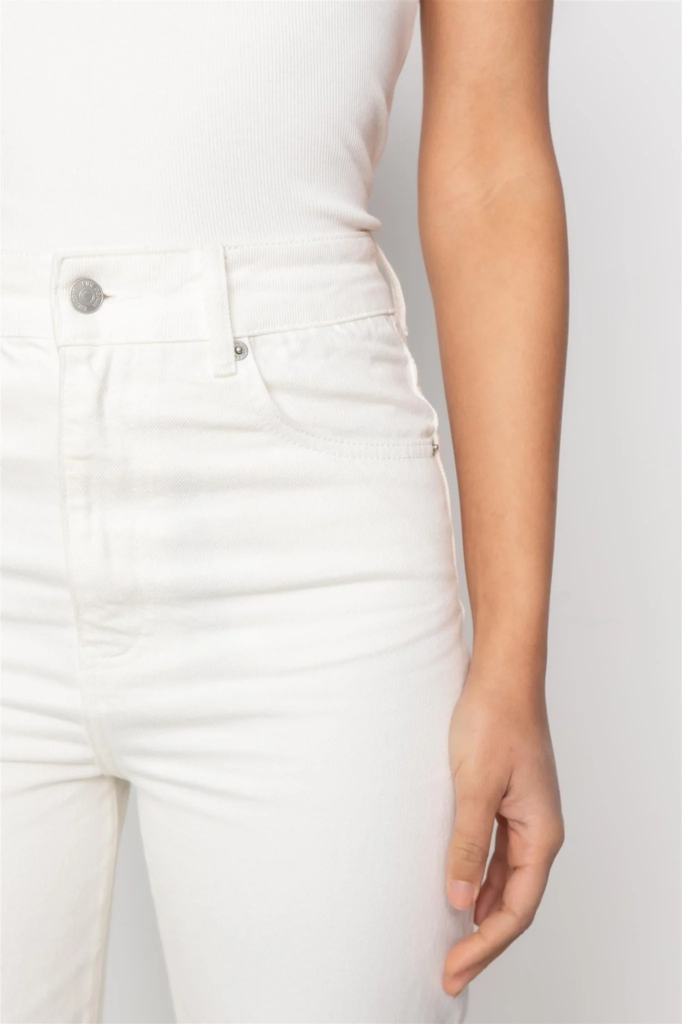 Holly Jeans White - Image 6