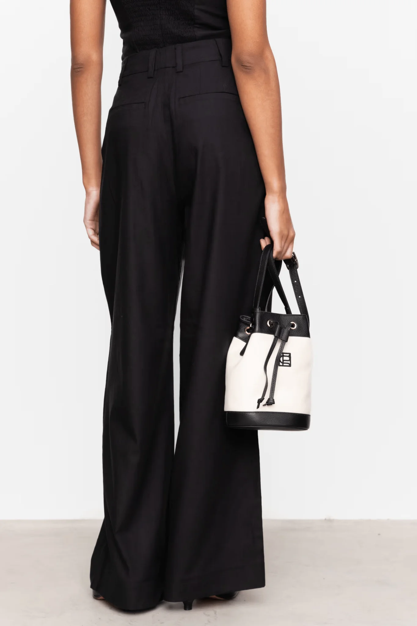 Ava Trouser Linen Black - Image 3