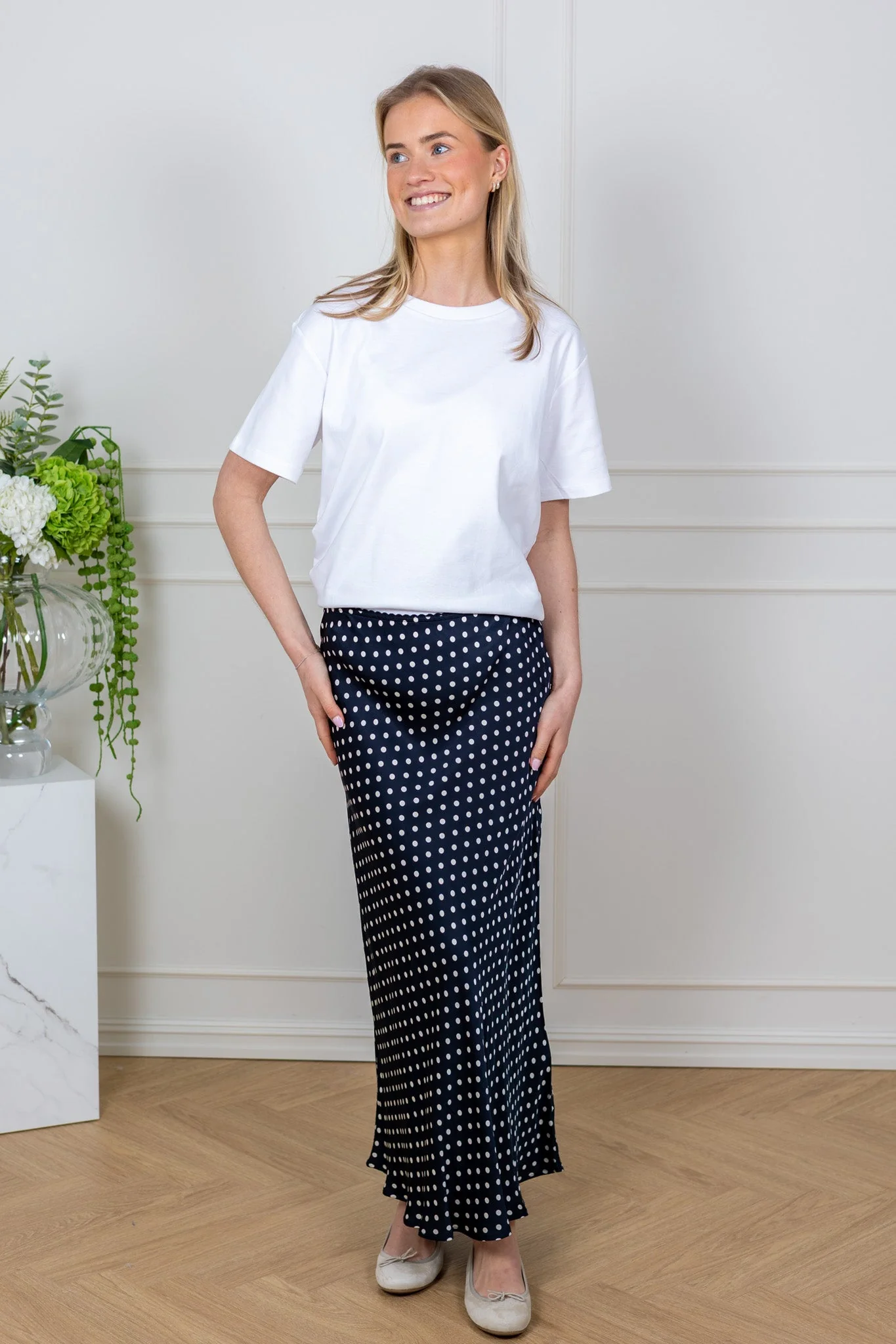 Laurina Skirt After Midnight Dot - Image 3