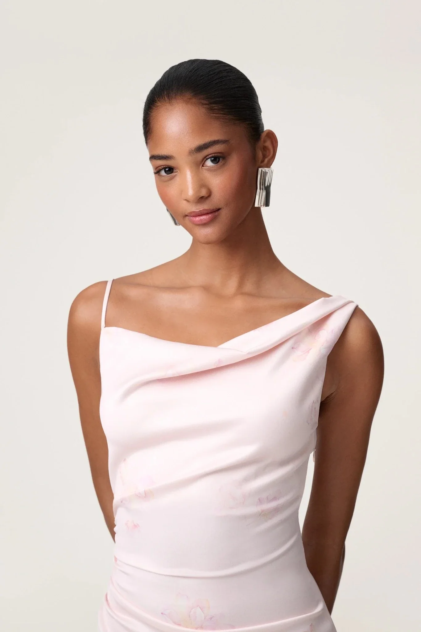 Almeria Dress Pastel Pink - Image 4