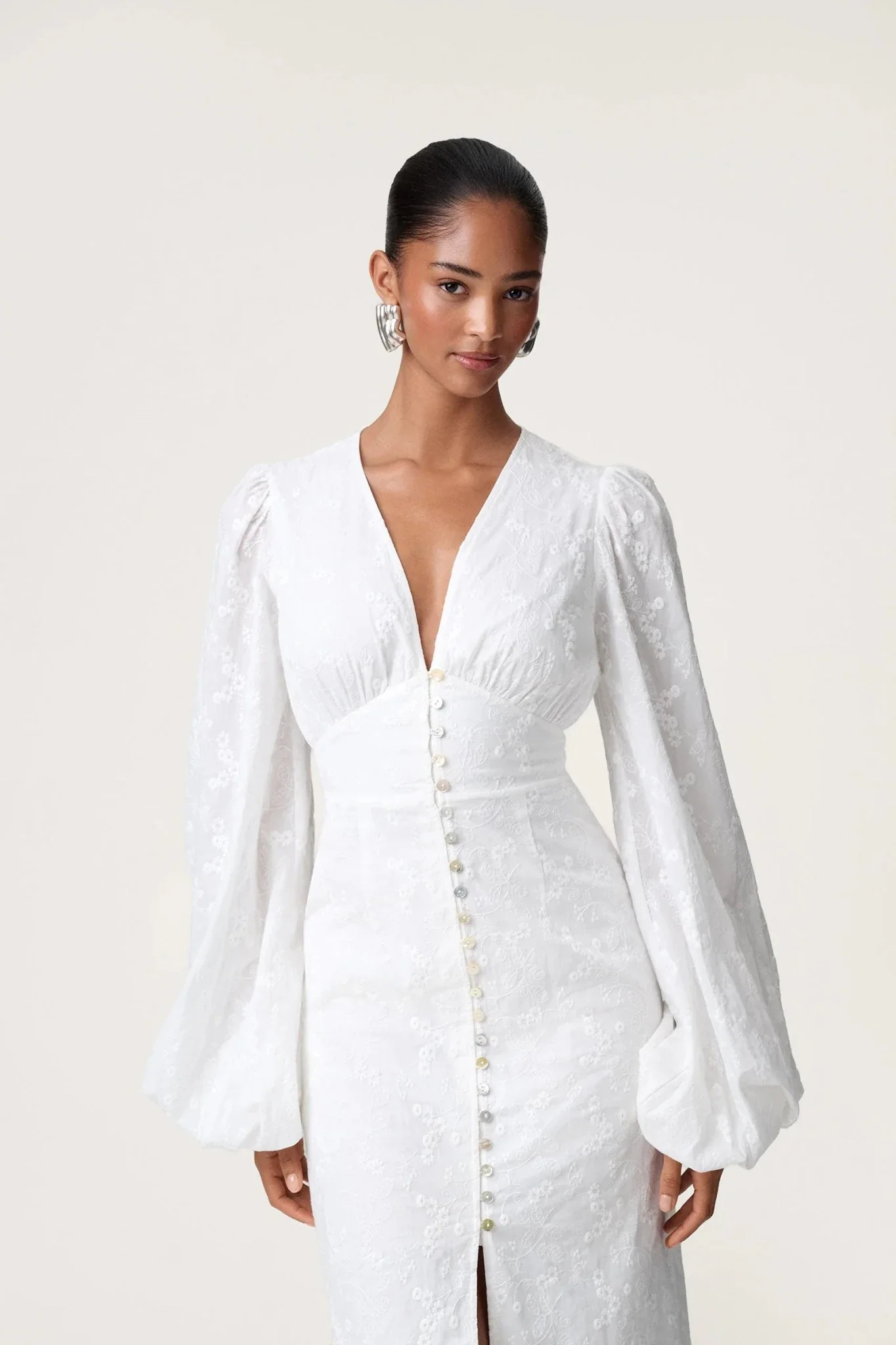 Positano Dress White Embroidery - Image 3