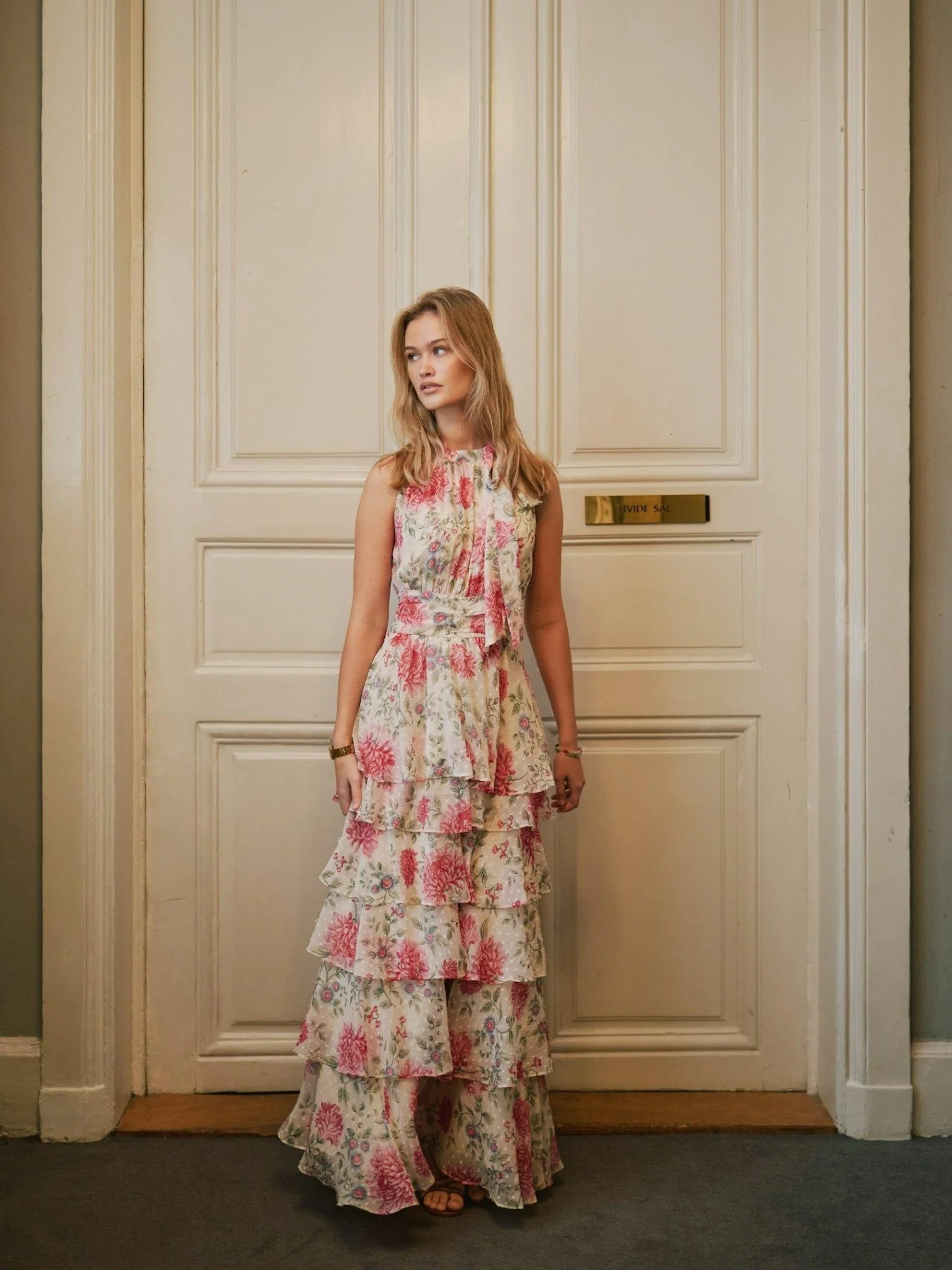 Marli Big Flower Dress Creme - Image 7