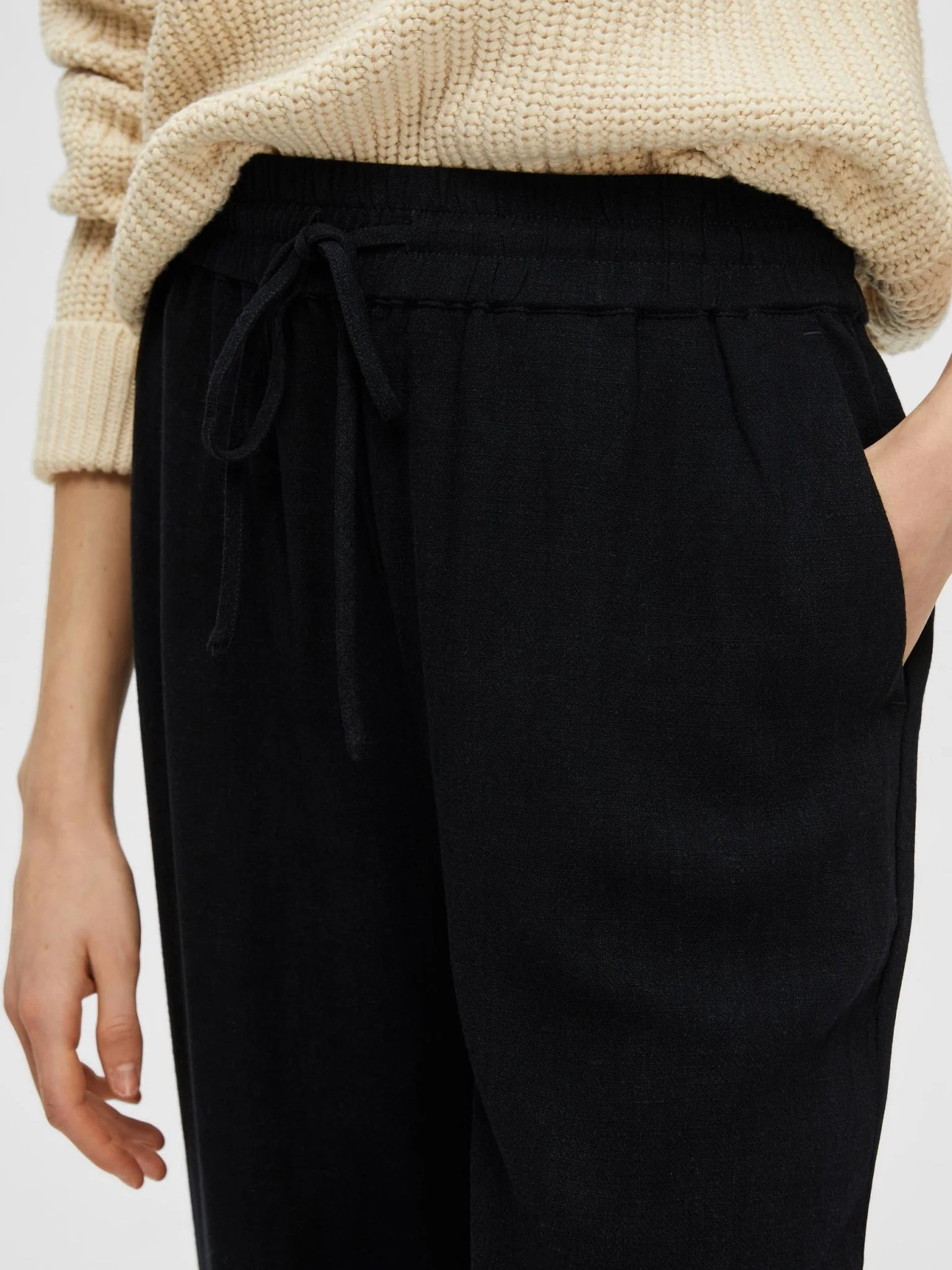 Viva-Gulia Hw Long Linen Pant  Black - Image 5
