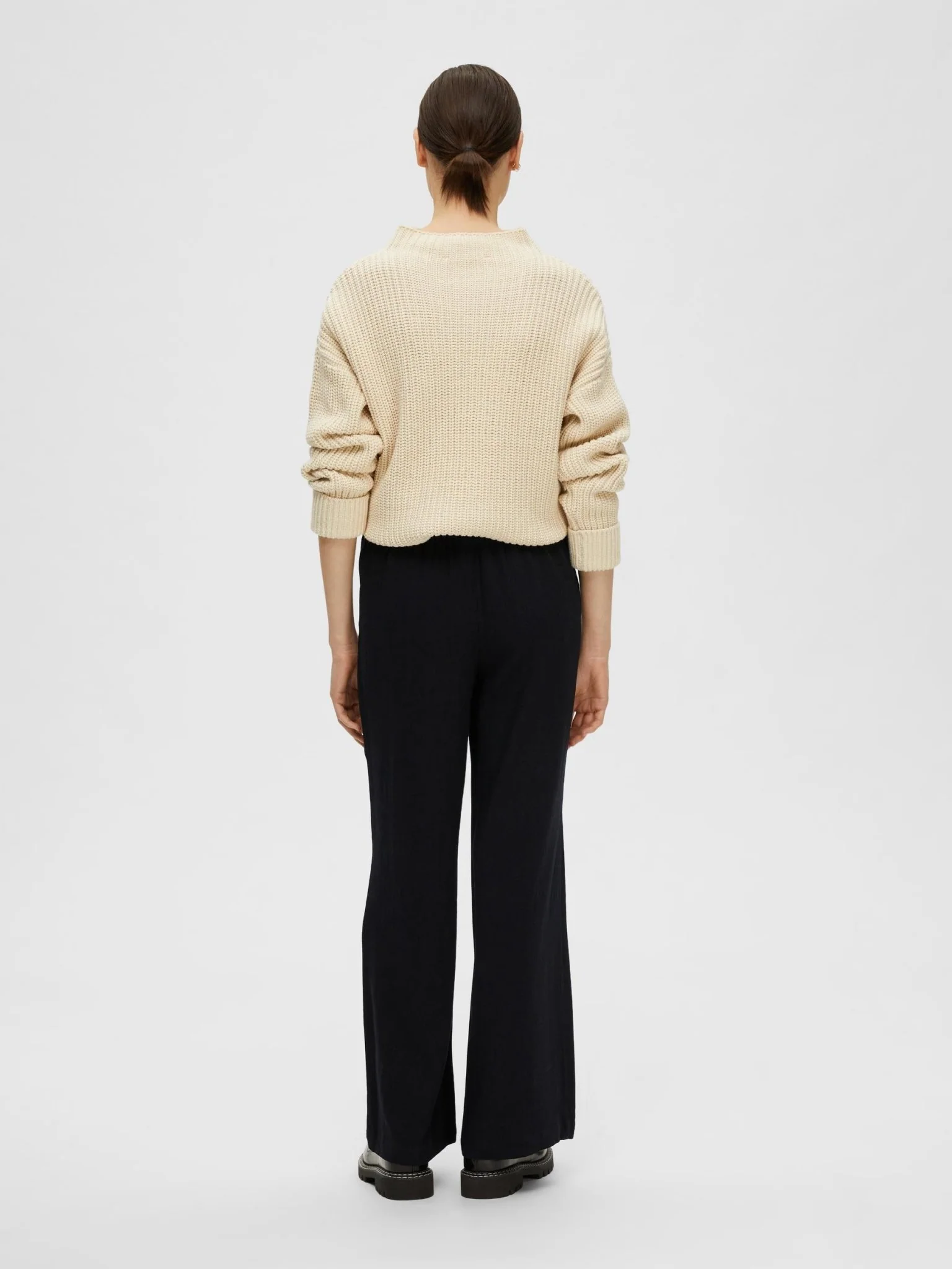 Viva-Gulia Hw Long Linen Pant  Black - Image 6