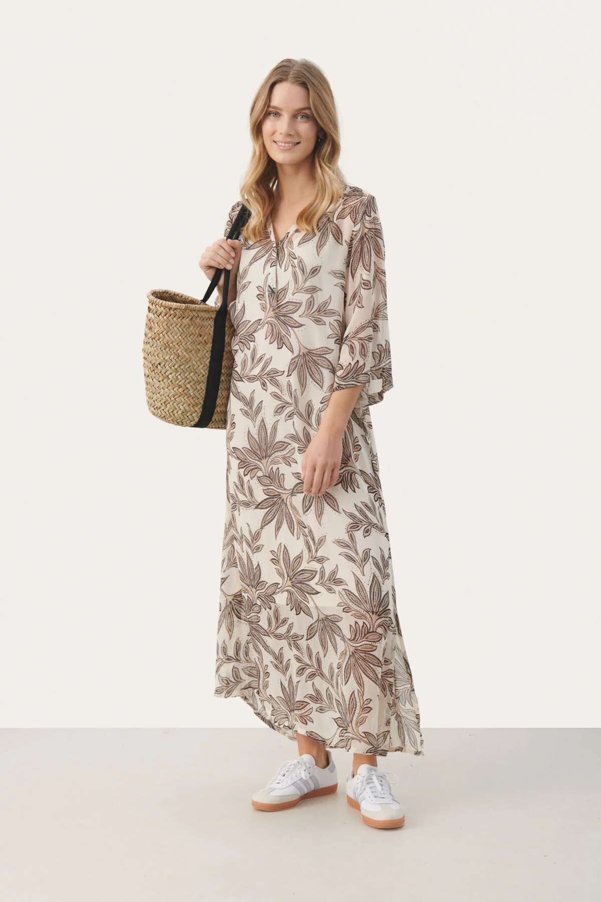 Beritpw Dress Black Delicate Leaf - Image 7