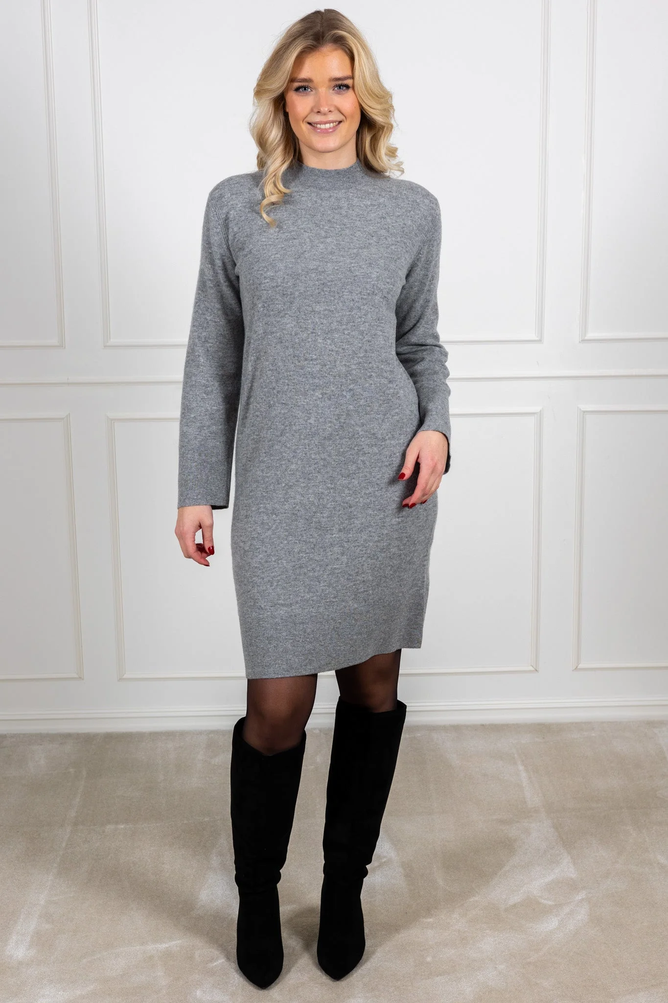 Yasemilie Ls Funnel Knit Dress Light Grey Melange - Image 3